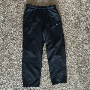 Men’s black Nike sweatpants